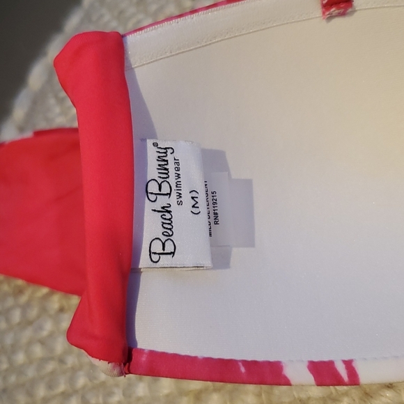 Beach Bunny Pink Tye Dye swimsuit - size M - Picture 5 of 13